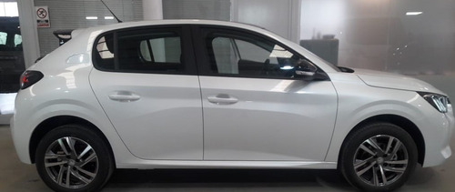 Peugeot 208 1.6l Feline Tiptronic 2021