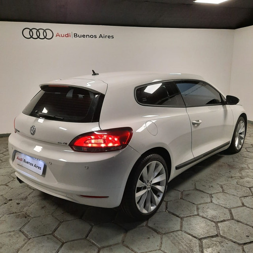 Imagen 6 de 15 de Volkswagen Scirocco 2.0 Tsi Manual 2012 2013 Usado Dsg Tv