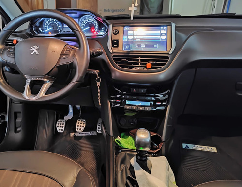 Peugeot 2008 1.6 Thp Sport