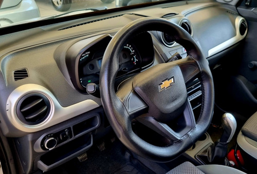 Imagem 6 de 15 de Chevrolet Montana Ls
