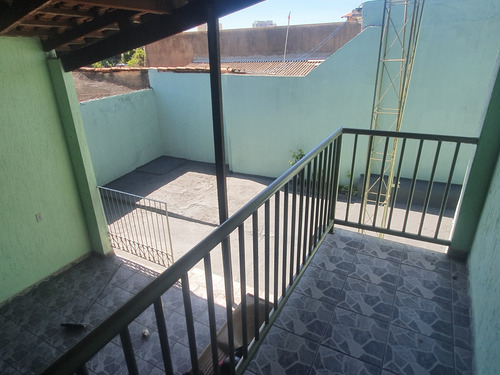 Casa De 3 Quartos Sendo 1 Suíte Na Vila Góis