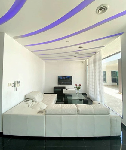 Imagen 9 de 12 de Se Vende Villa Urbanizacion Las Villas Lecheria Anzoategui. Doris Rodriguez 04261865418