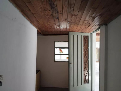 Casa En Venta - 3 Dormitorios 2 Baños - 360mts2 - Ezeiza