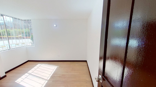 Imagen 10 de 24 de Venta De Apartamento En Ciudad Salitre