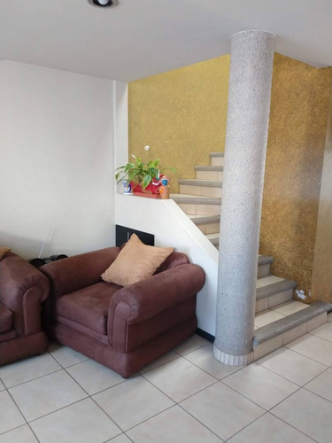 Casa En Renta Santo Tomas De Aquino, Tres Cruces