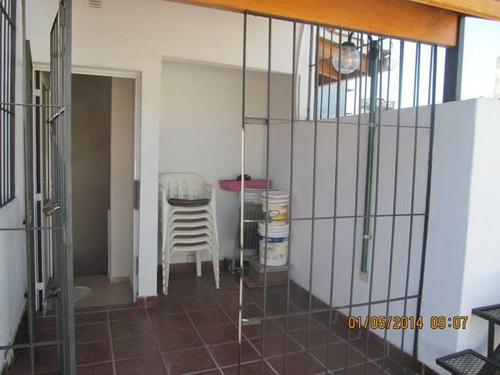 Imagen 16 de 28 de Casa Con Lote Interno- Lanús Oeste