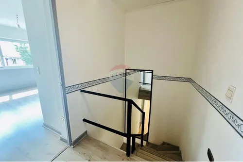 Hermoso Duplex De 4 Dormitorios 3 Ban, Estac Y Bod
