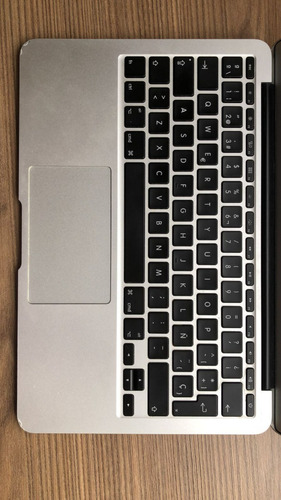 Apple Macbook Air 11 2013 Core I5 4gb 128gb A1465 (Usado)