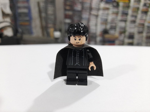 Minifigura Lego Harry Potter Severus, Falta Mano