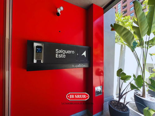 Local En Venta En Nueva Córdoba Con Patio Interno, Baño, Bacha Y Muebles De Cocina Para Guardado