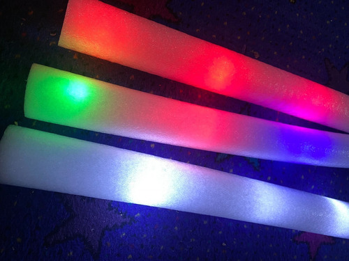 Imagen 3 de 10 de Cotillon Luminoso Combo 40 Barras Rompecocos Led Surtidas