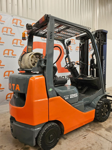 Montacargas Toyota Entrega Inmediata 5000 Lbs