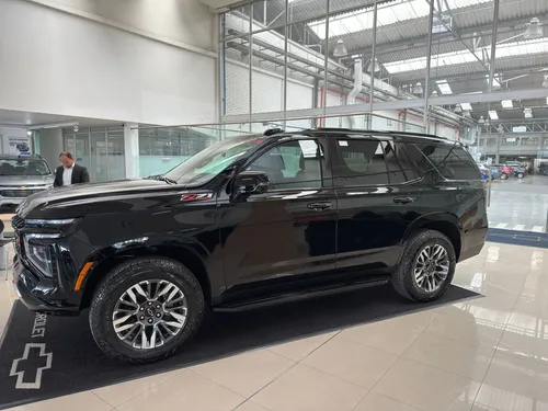 Chevrolet Tahoe 5.3 V8 Z71 4Wd At