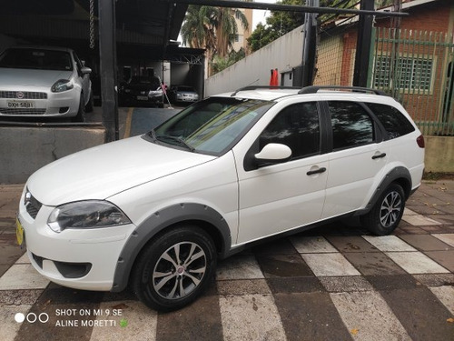 Imagem 1 de 6 de Palio Weekend 1.6 Trekking Weekend 16v Flex 4p Manual