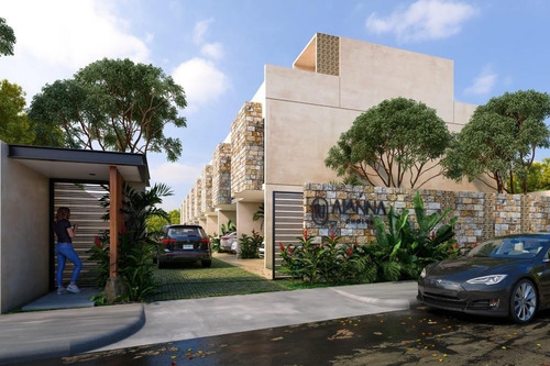 Townhouse En Venta En Alanna En Cholul