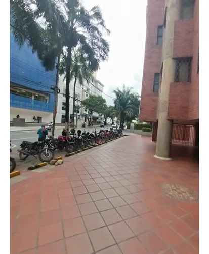 Arriendo Local Edificio Palmas Del Condado 103