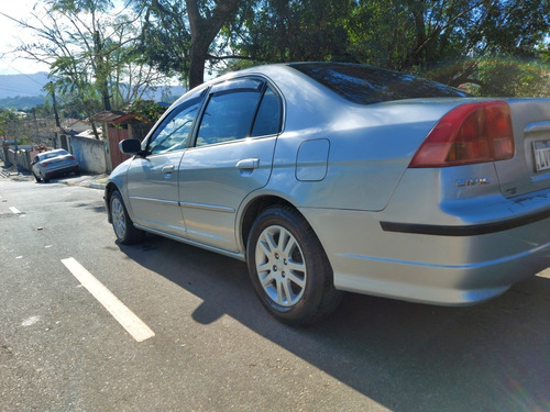 Imagem 5 de 15 de Honda Civic 2005 1.7 Lxl Aut. 4p 130 Hp