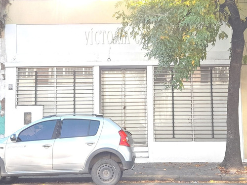 Local Comercial En Excelente Estado 