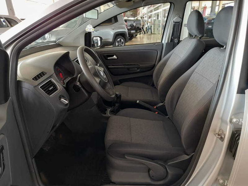 Imagem 9 de 11 de Volkswagen Fox 1.6 Gii