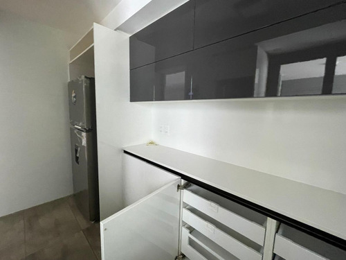 Imagen 23 de 30 de Departamento - Puerto Buceo- 3 Dorm Y Servicio Completo- 3 Gges Con Renta