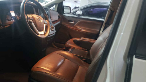 Imagen 5 de 11 de Toyota Sienna 2016 5p Limited V6/3.5 Aut
