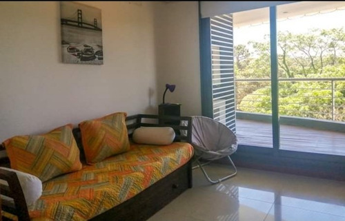 Vendo Excelente Apartamento De 3d, Punta Del Este, Servicios
