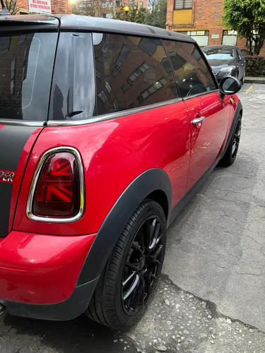 Mini Cooper R56 1.6 Coupe