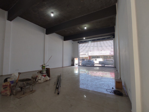 Imagen 7 de 12 de Local Comercial En Zona Inmejorable. Barrio Parque, Ing Allan. 1282 Y 1211