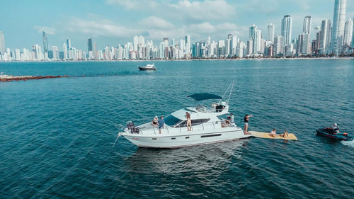 Imagem 5 de 10 de Aluguel De Lanchas Caixa D'aço Safety Yatchs