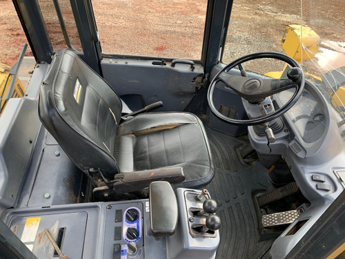 Imagem 5 de 6 de Pá Carregadeira Komatsu Wa320