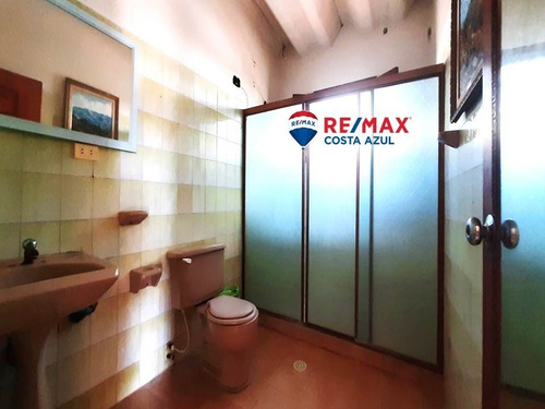 Imagen 9 de 15 de Re/max Vende Casa En Chichiriviche Dos Pisos A 3 Cuadras Del Hotel Mario.