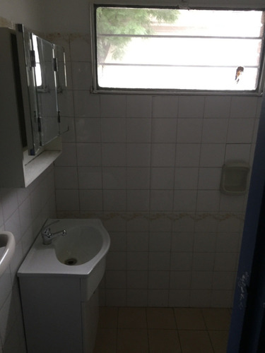 Excelente Local Comercial 600 Mts. Próximo Bulevar Y Rivera