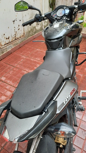 Bajaj Rouser Ns 200