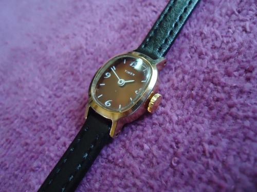 Timex Micro Reloj Retro Vintage Para Mujer (Usado)