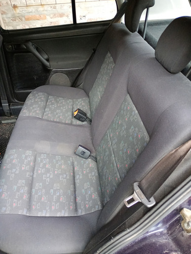 Volkswagen Golf 1.6 Advance