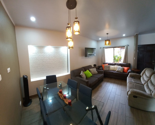 Imagen 2 de 4 de Casa Nueva, Mide 146.7 Mts, Tiene Cochera Para 2 Vehículos, Jardín, Sala, Cocina, Comedor, 2 Cuartos, 1 Baño, Cuarto De Pilas, Patio Y Una Bodega En La Parte Superior De 9 Mts Cuadrados, Super Ilumina