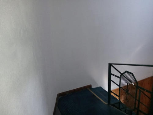 En Venta En El Palomar Casa En Dos Plantas Con 3 Dormitorios, Amplio Patio, Cochera Y Local - Ficha 9666