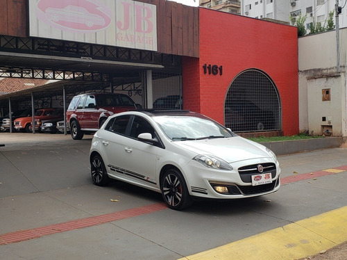 Imagem 8 de 15 de Fiat Bravo T-jet 2015/2016