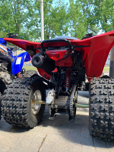 Cuatriciclo Kymco (no Honda, No Yamaha)