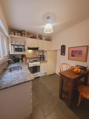 Venta De Casa Tipo Ph 5 Ambientes. Castelar Norte.