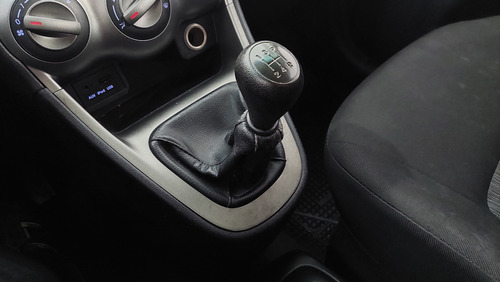 Hyundai i10 1.2 Gls Seguridad L Mt