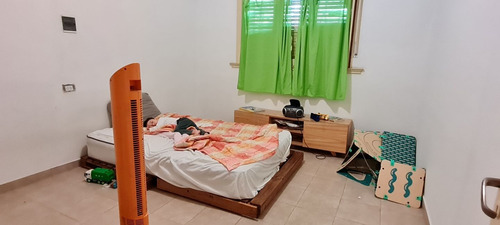 Imagen 5 de 12 de Venta De Casa 3 Ambientes En Ciudadela, Tres De Febrero