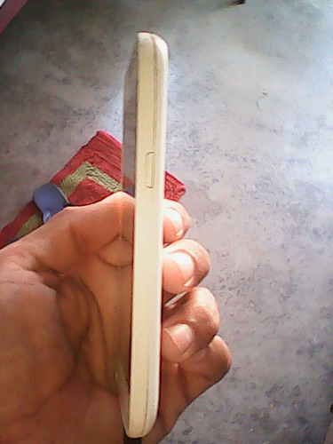 Imagem 2 de 6 de Sansung Galaxy Win 8gigas