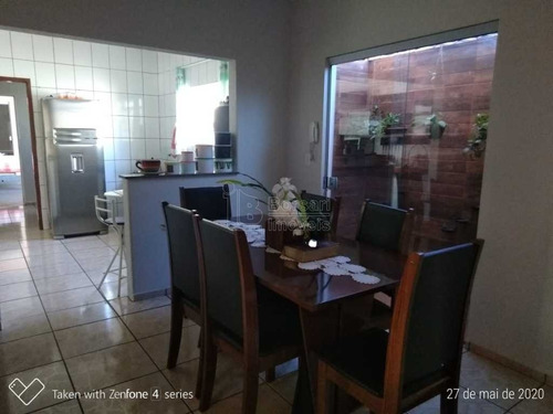 Imagem 4 de 6 de Venda De Casas / Padrão Na Cidade De Araraquara 10182