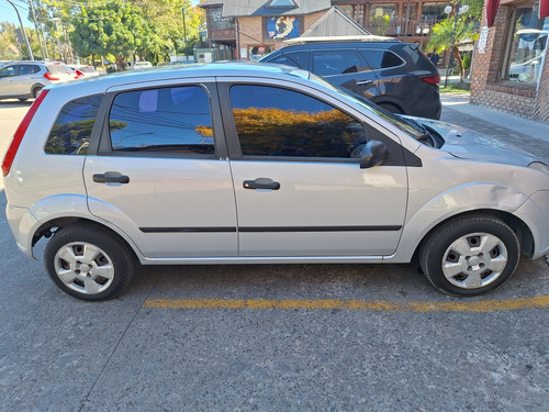 Ford Fiesta 1.6 Ambiente Mp3
