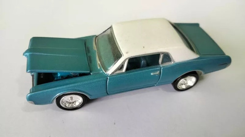 Johnny Lightning 1968 Mercury Cougar Xr7-g, Aqua Blue, 1:64,