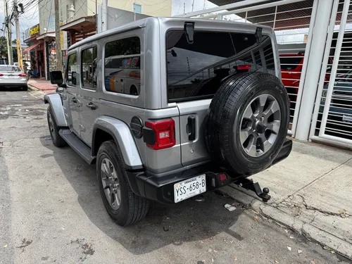 Jeep Wrangler 3.7 Unlimited Sahara 3.6 4x4 At