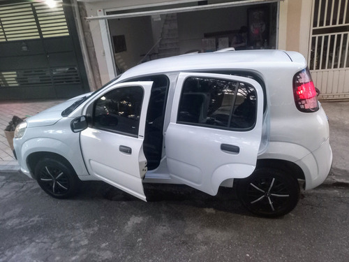 Fiat Uno 1.0 Attractive Flex 5p