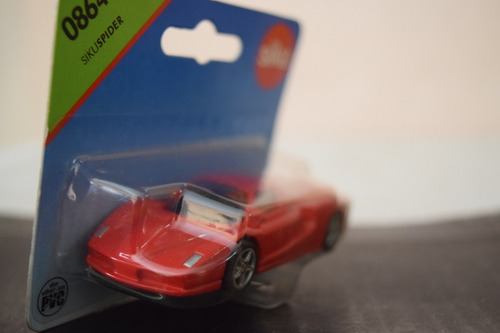Ferrari Spider N0864 Rojo Siku 1/64 C/caja (Usado)