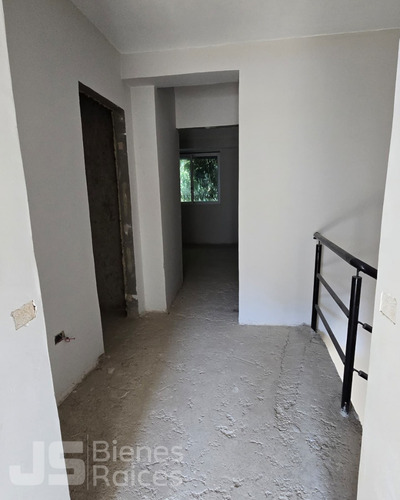 Venta De Hermoso Townhouse Urb Castana House El Castaño 14js
